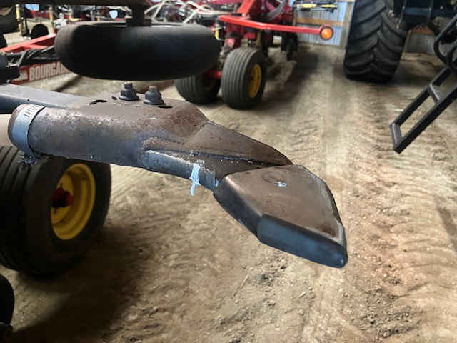 2009 Bourgault 3310-65 Air Seeder