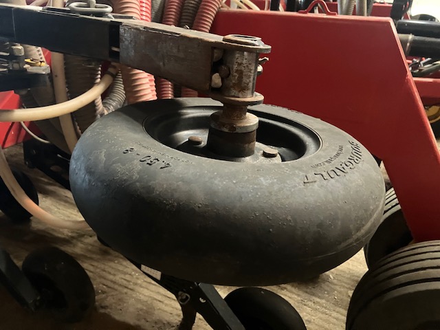 2009 Bourgault 3310-65 Air Seeder