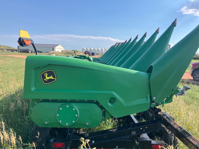 2022 John Deere C12R Header Rigid
