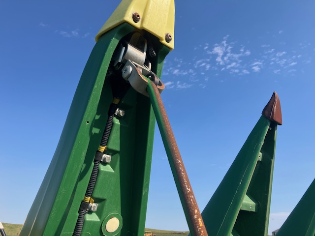 2022 John Deere C12R Header Rigid