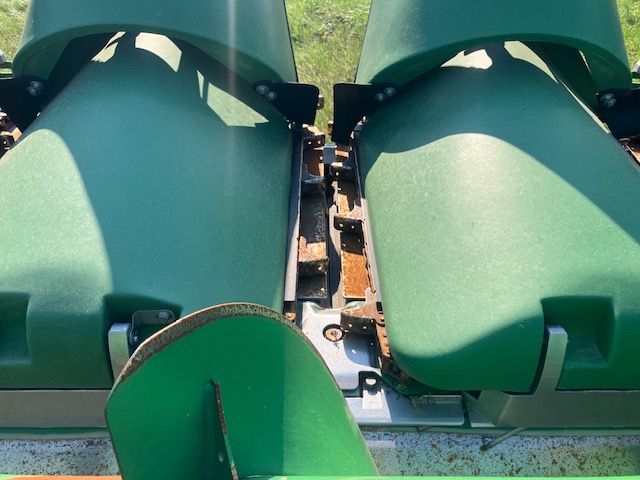 2022 John Deere C12R Header Rigid