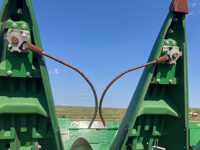 2022 John Deere C12R Header Rigid