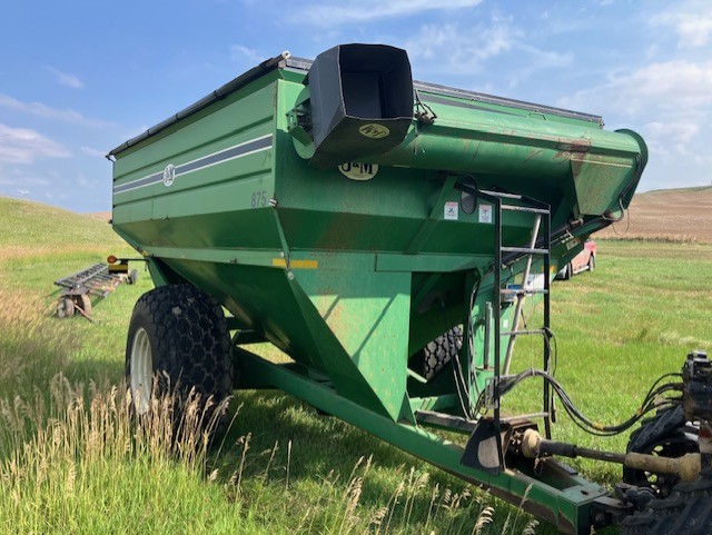 2004 J&M 875 Grain Cart