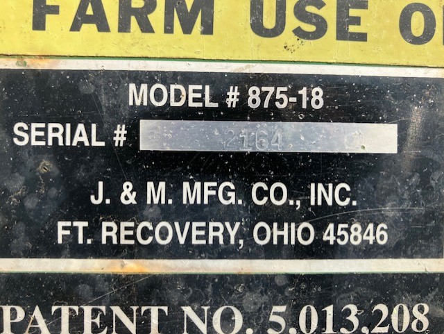 2004 J&M 875 Grain Cart