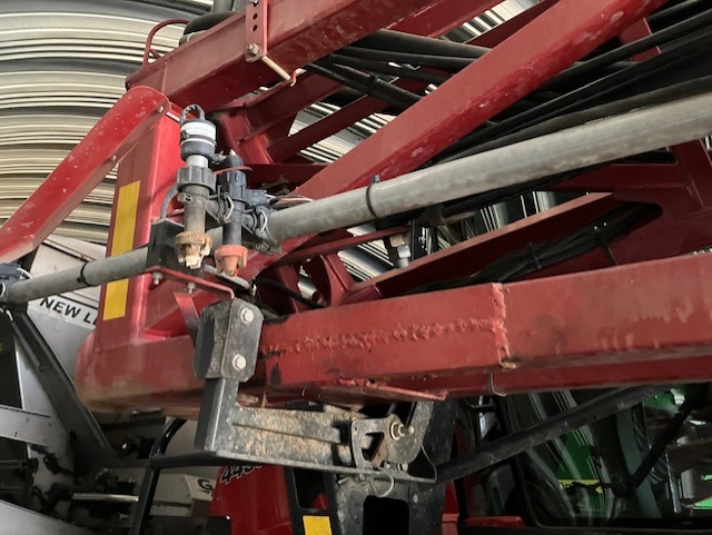 2012 Case IH Patriot 4430 Sprayer/High Clearance