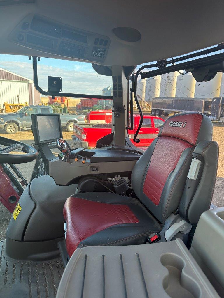 2022 Case IH PUMA220 Tractor