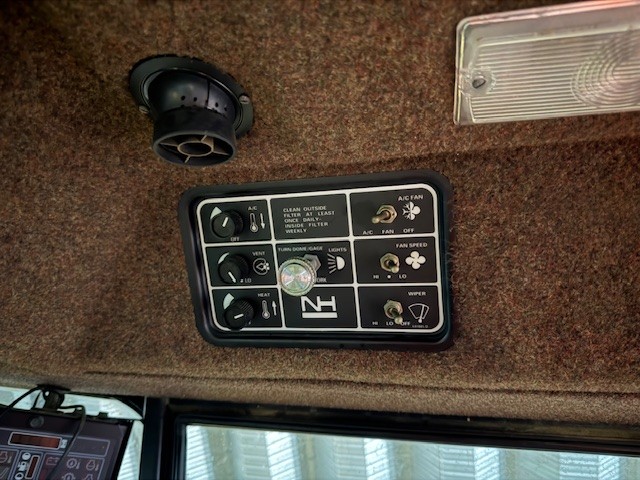 1996 New Holland 2450 Windrower