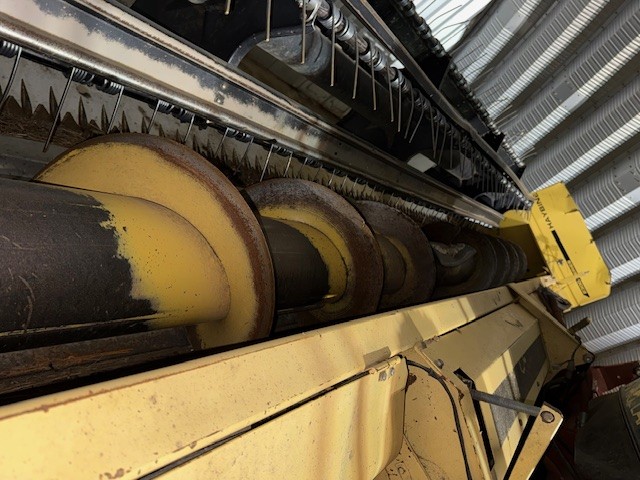 1996 New Holland 2450 Windrower