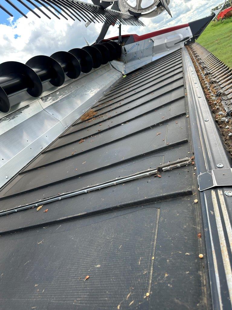 2024 MacDon FD240 Header Combine