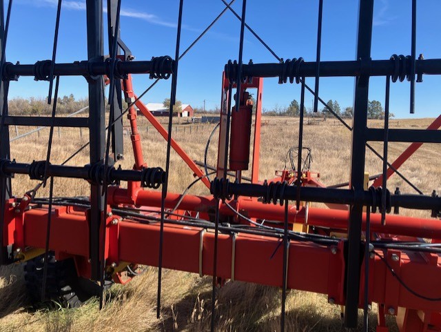 2005 Bourgault 7200-60 Harrow Heavy