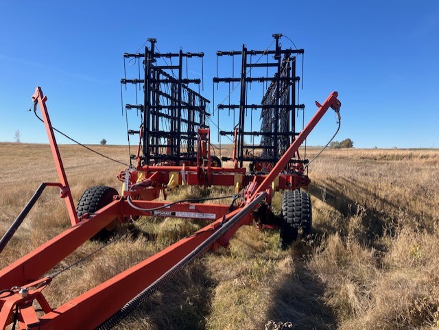 2005 Bourgault 7200-60 Harrow Heavy