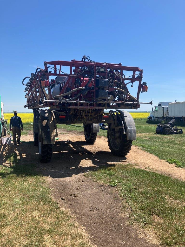 2011 Case IH Patriot 4420 Sprayer/High Clearance