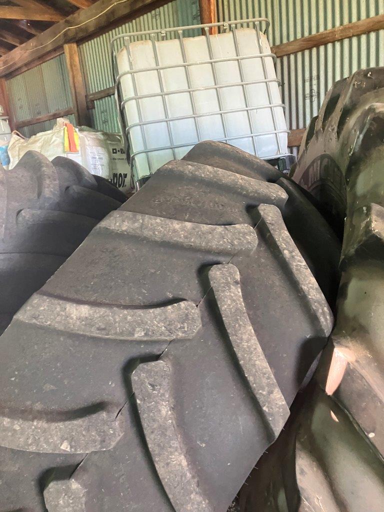 2011 Case IH Patriot 4420 Sprayer/High Clearance