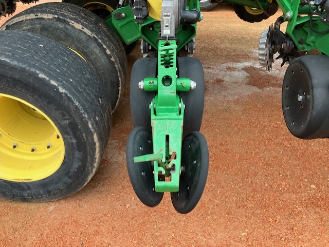 2012 John Deere DB60 Planter