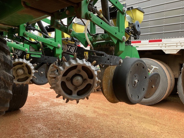 2012 John Deere DB60 Planter