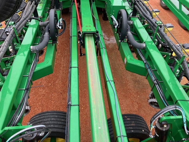 2012 John Deere DB60 Planter