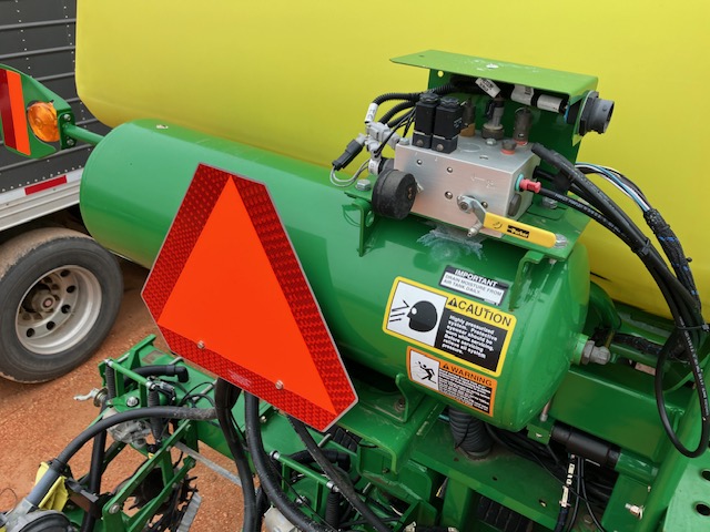 2012 John Deere DB60 Planter