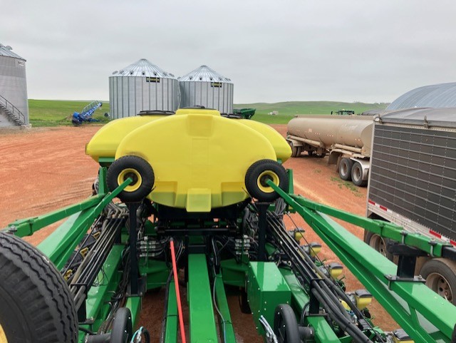 2012 John Deere DB60 Planter