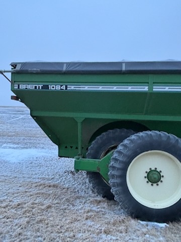 2002 Brent 1084 Grain Cart