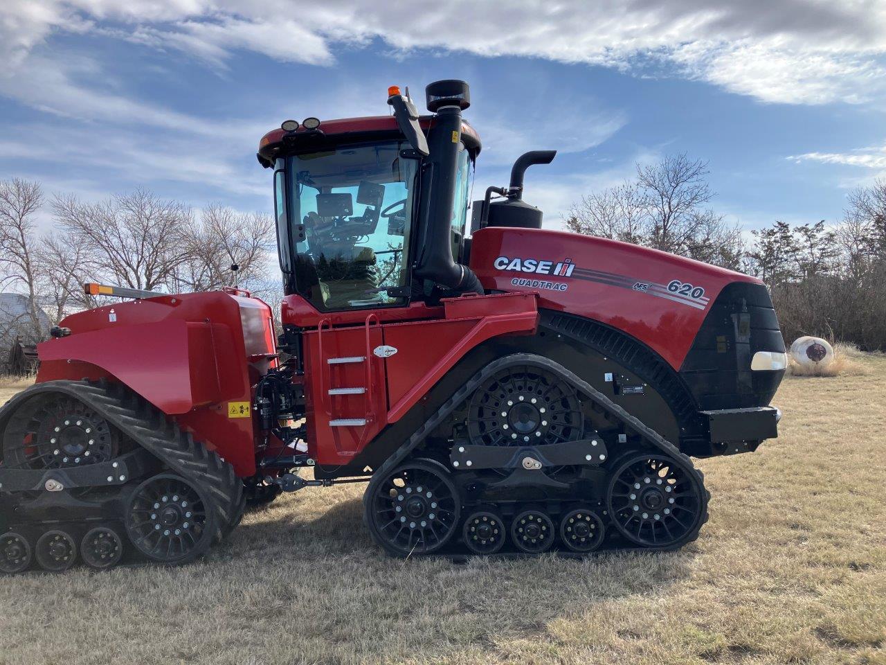 2022 Case IH STG620 Tractor