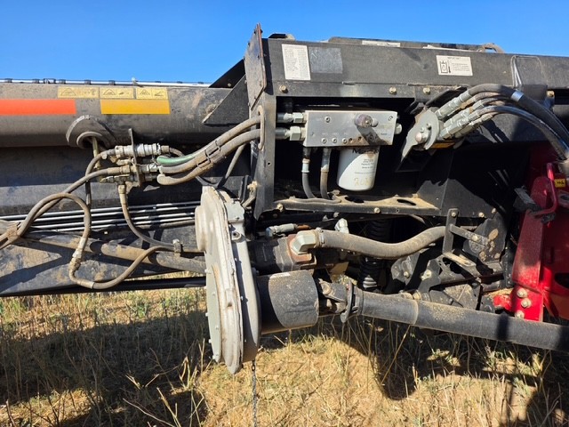2014 MacDon FD75 Header Draper