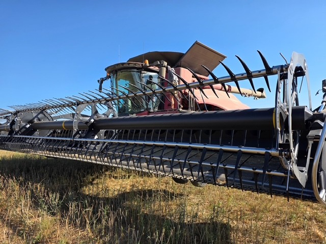 2014 MacDon FD75 Header Draper