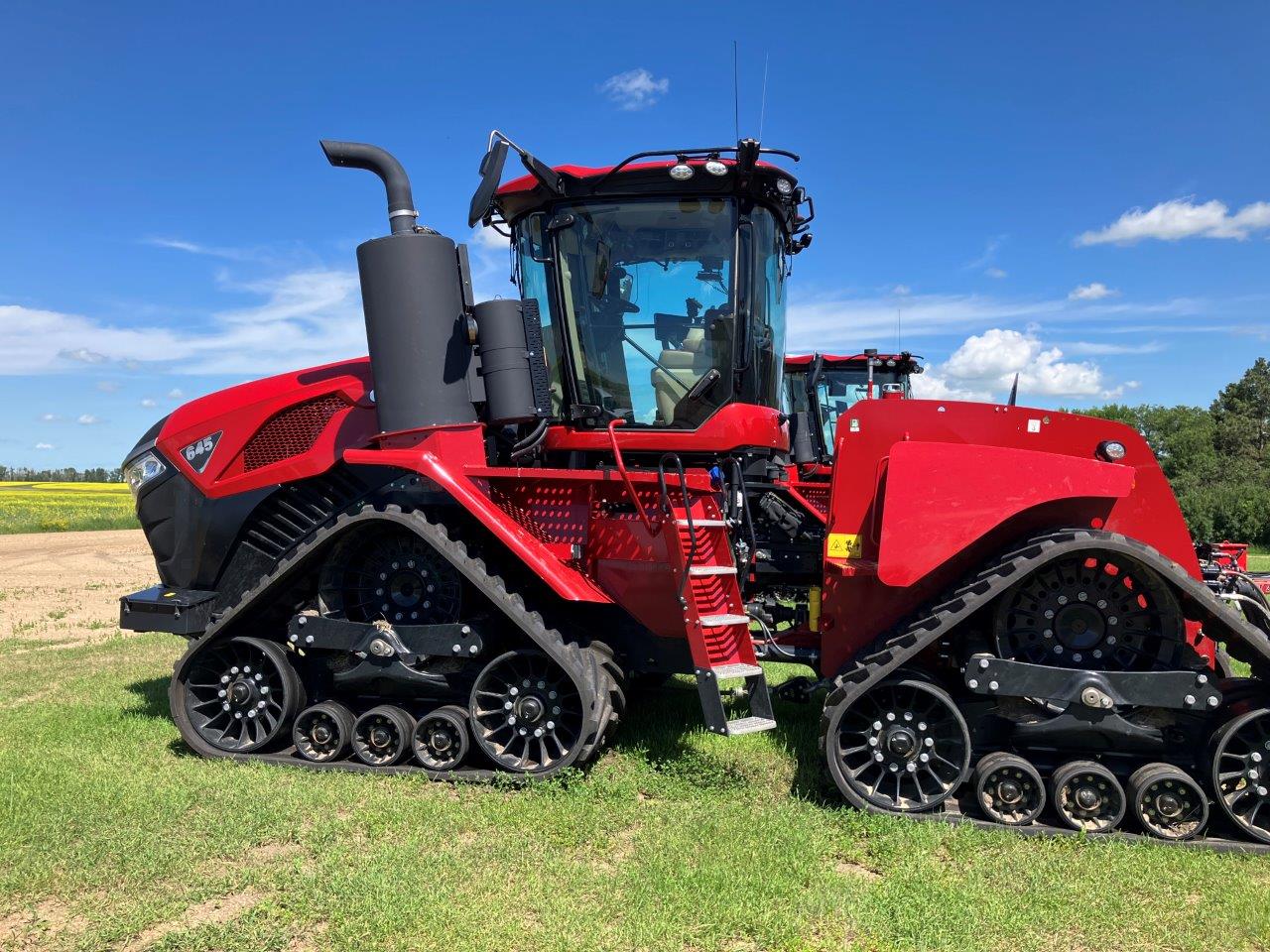 2025 Case IH Steiger 645 AFS Quad Tractor