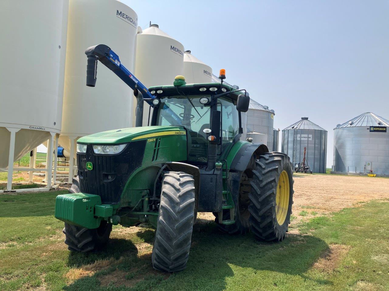 2012 John Deere 7260R Tractor