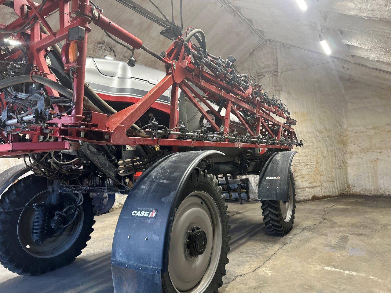 2017 Case IH Patriot 4440 Sprayer/High Clearance