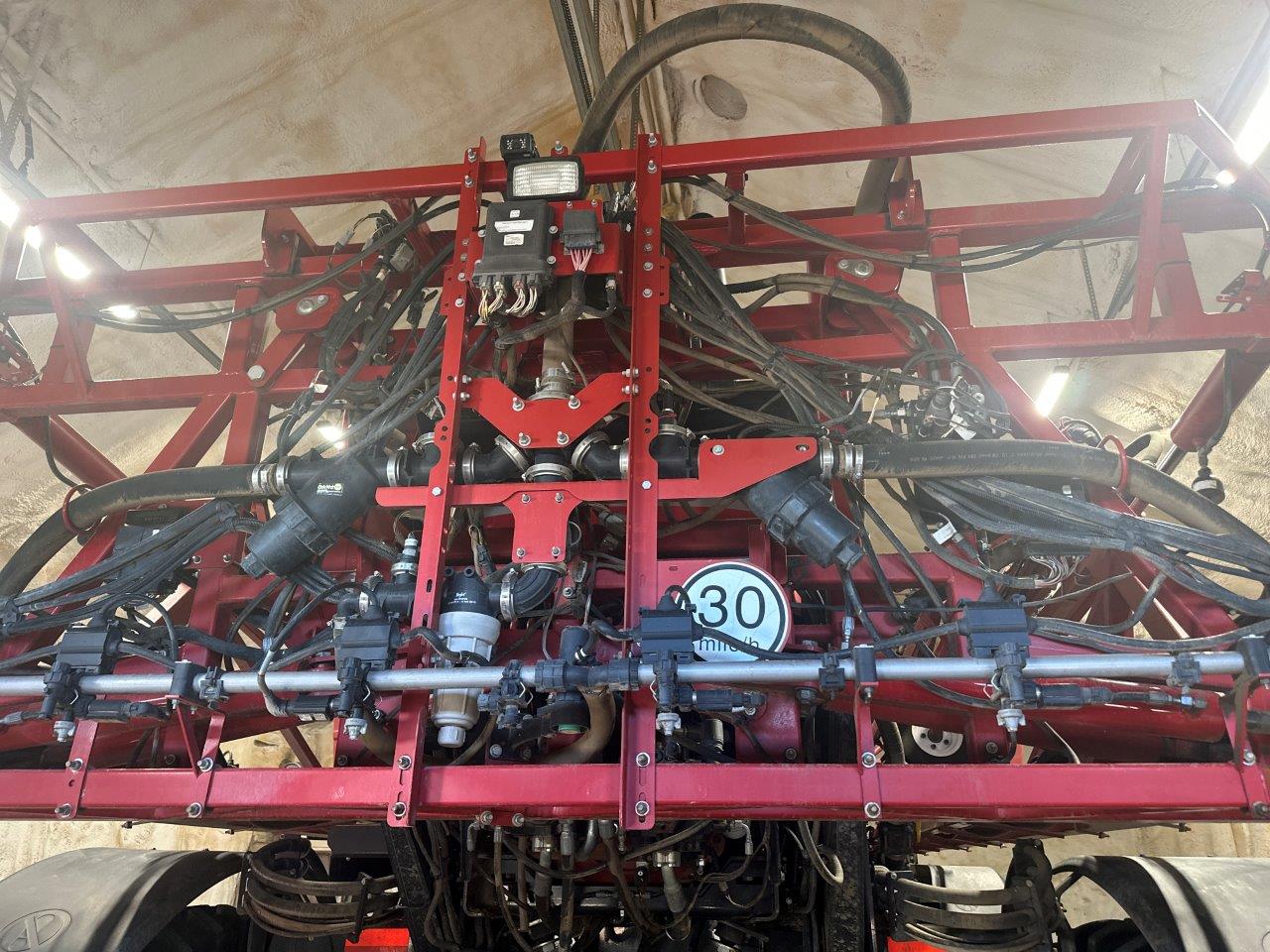 2017 Case IH Patriot 4440 Sprayer/High Clearance