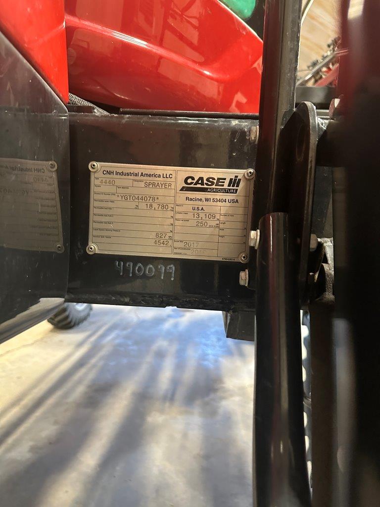 2017 Case IH Patriot 4440 Sprayer/High Clearance