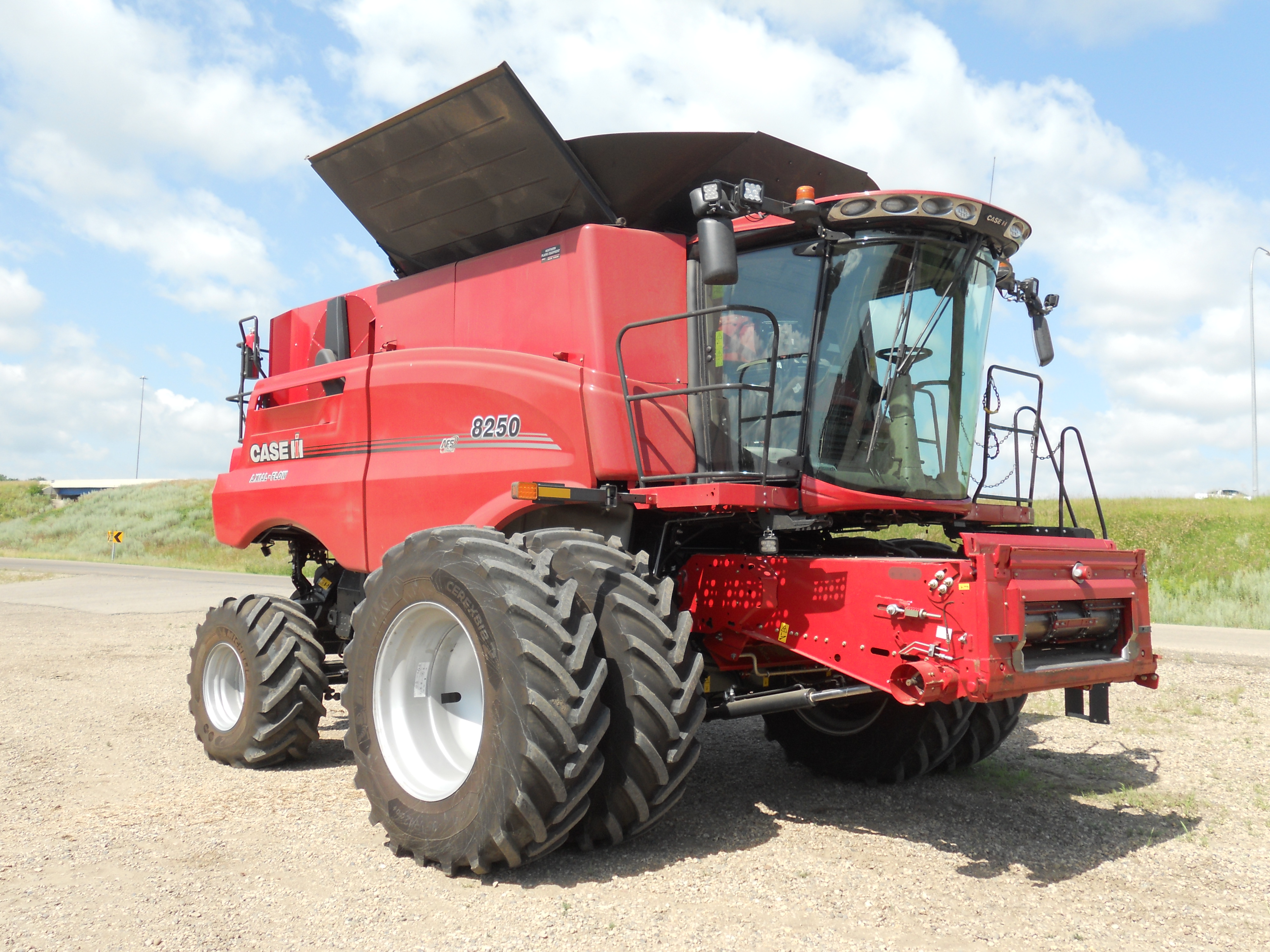 2023 Case IH AF8250 Combine