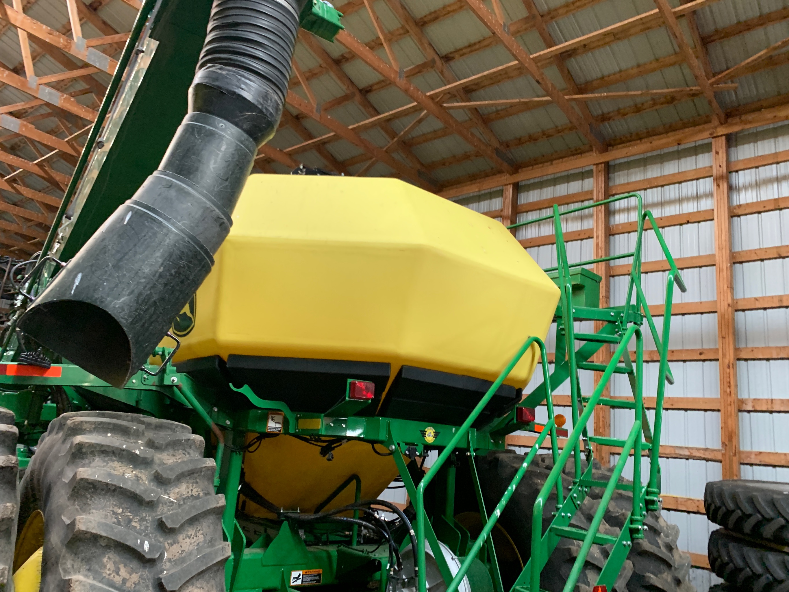 2015 John Deere 1890 Air Drill