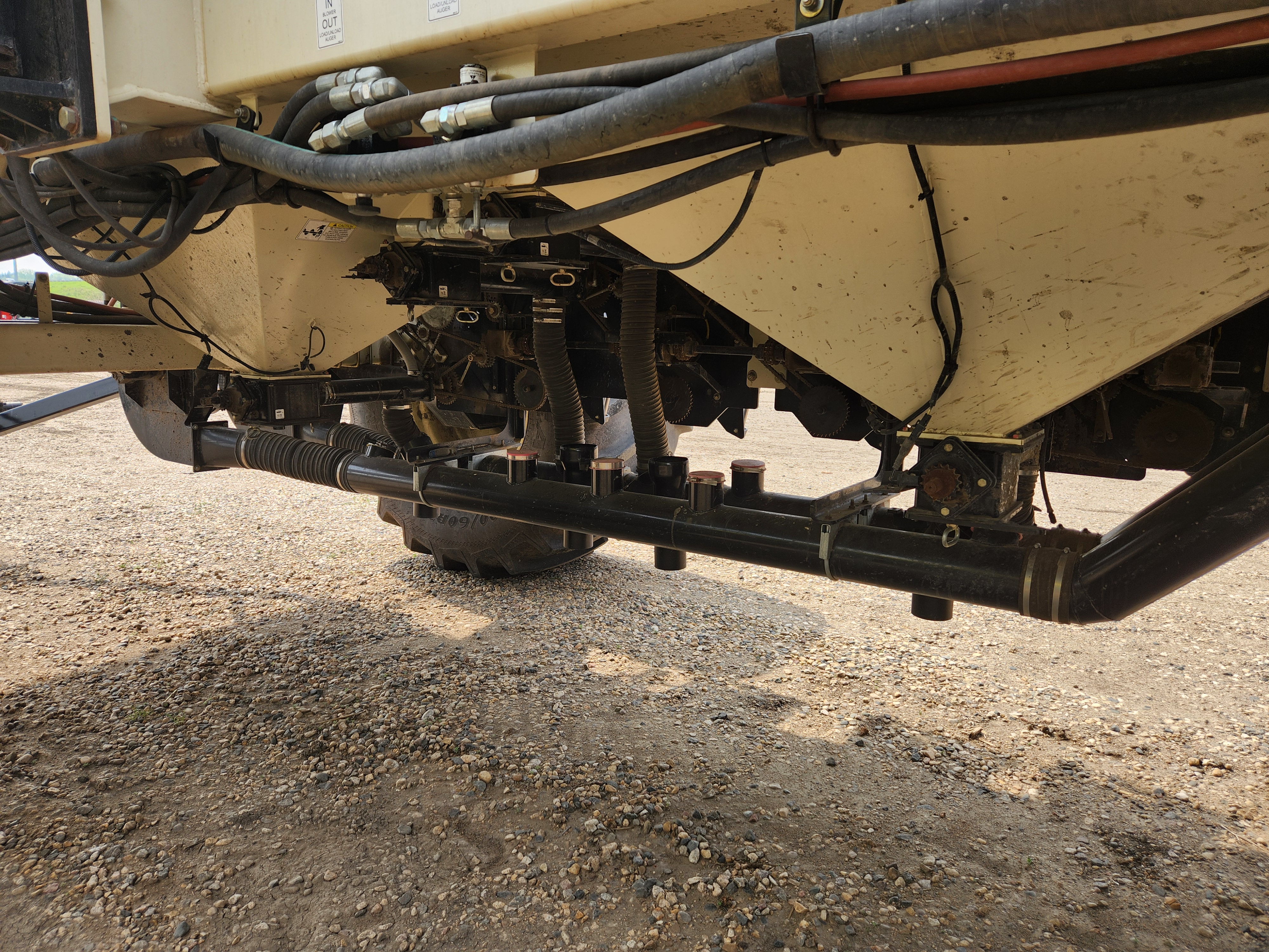 2010 Bourgault 3710 60FT Air Drill