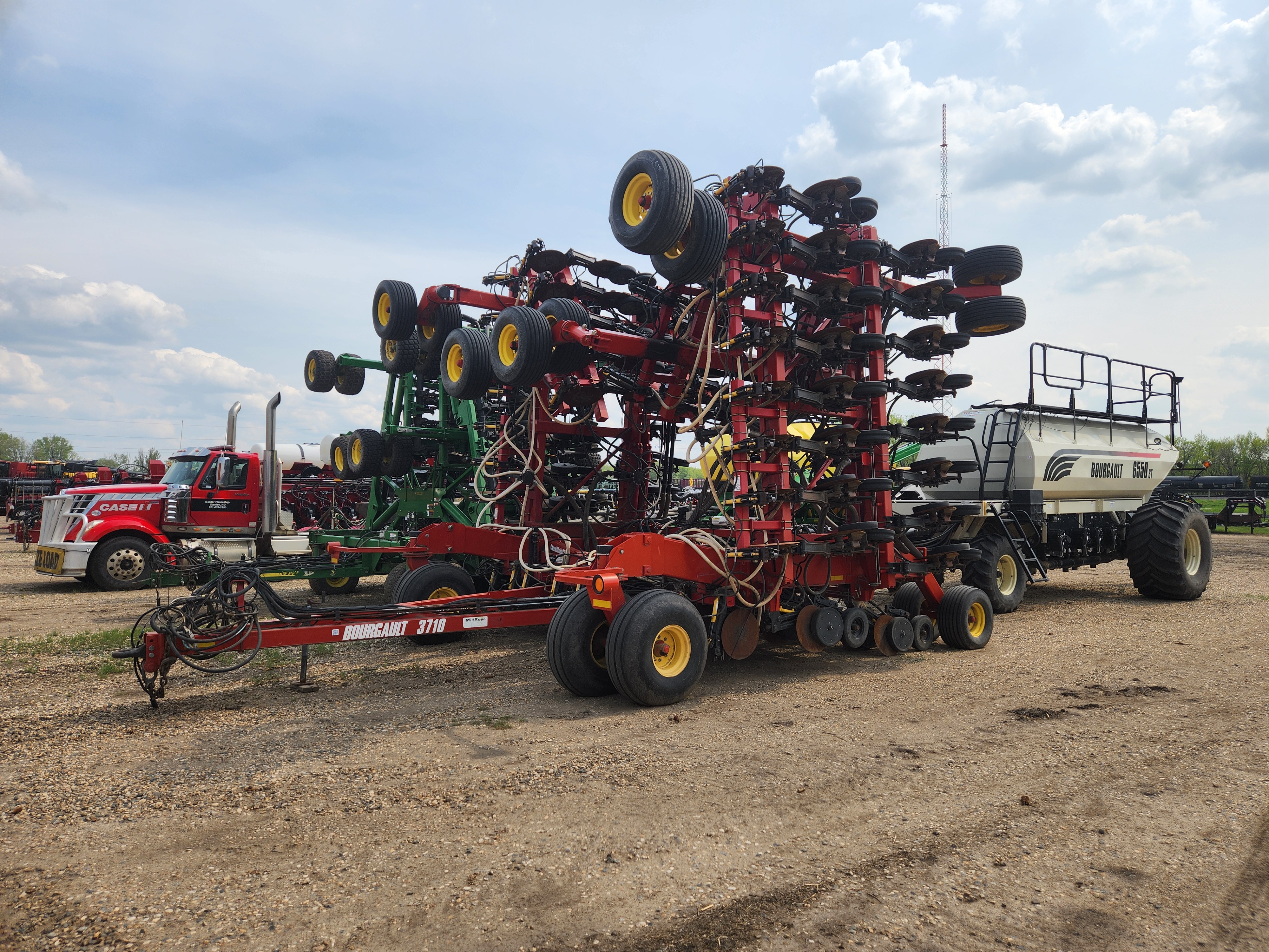 2010 Bourgault 3710 60FT Air Drill