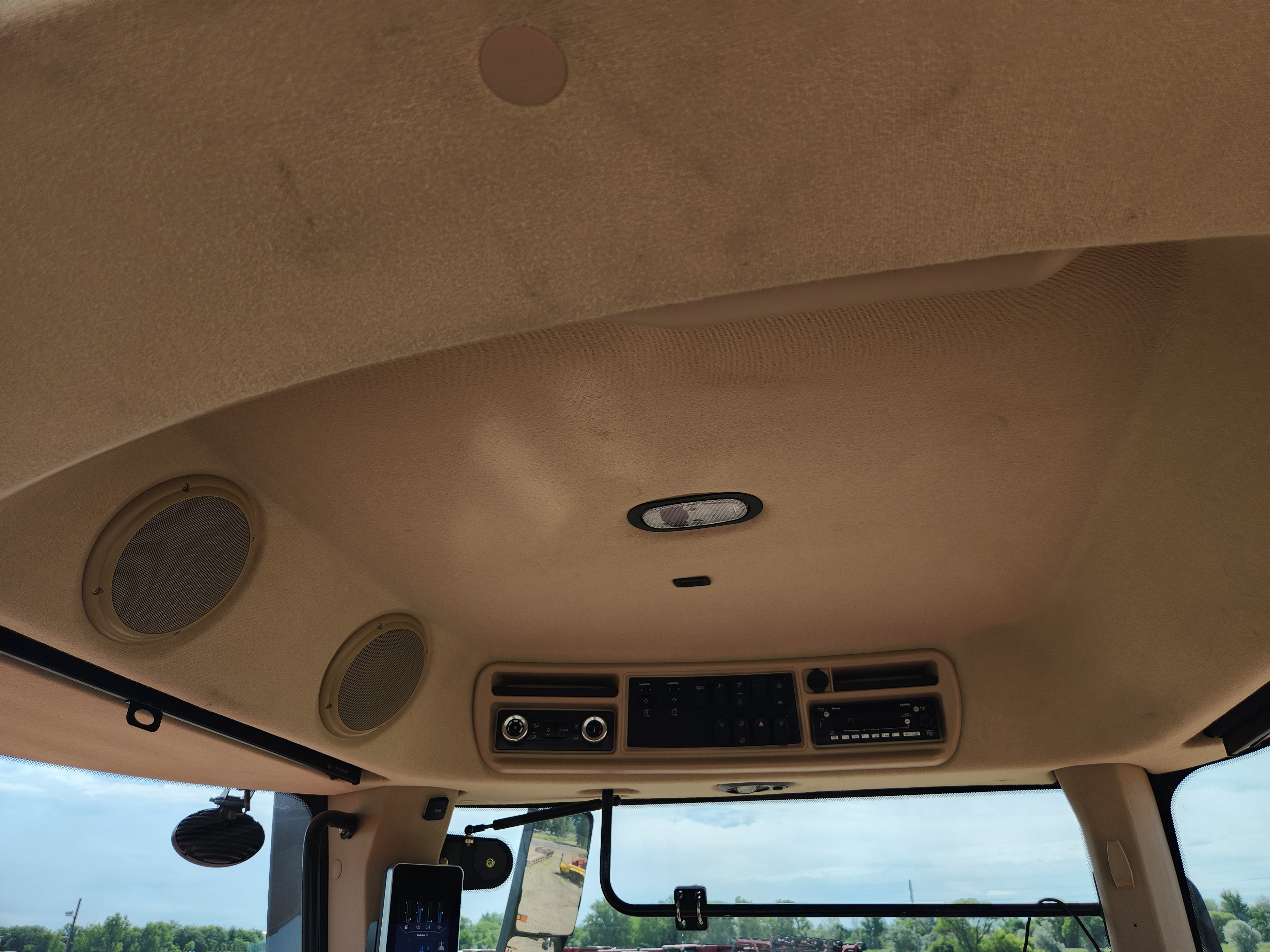 2022 Case IH STG620 Tractor