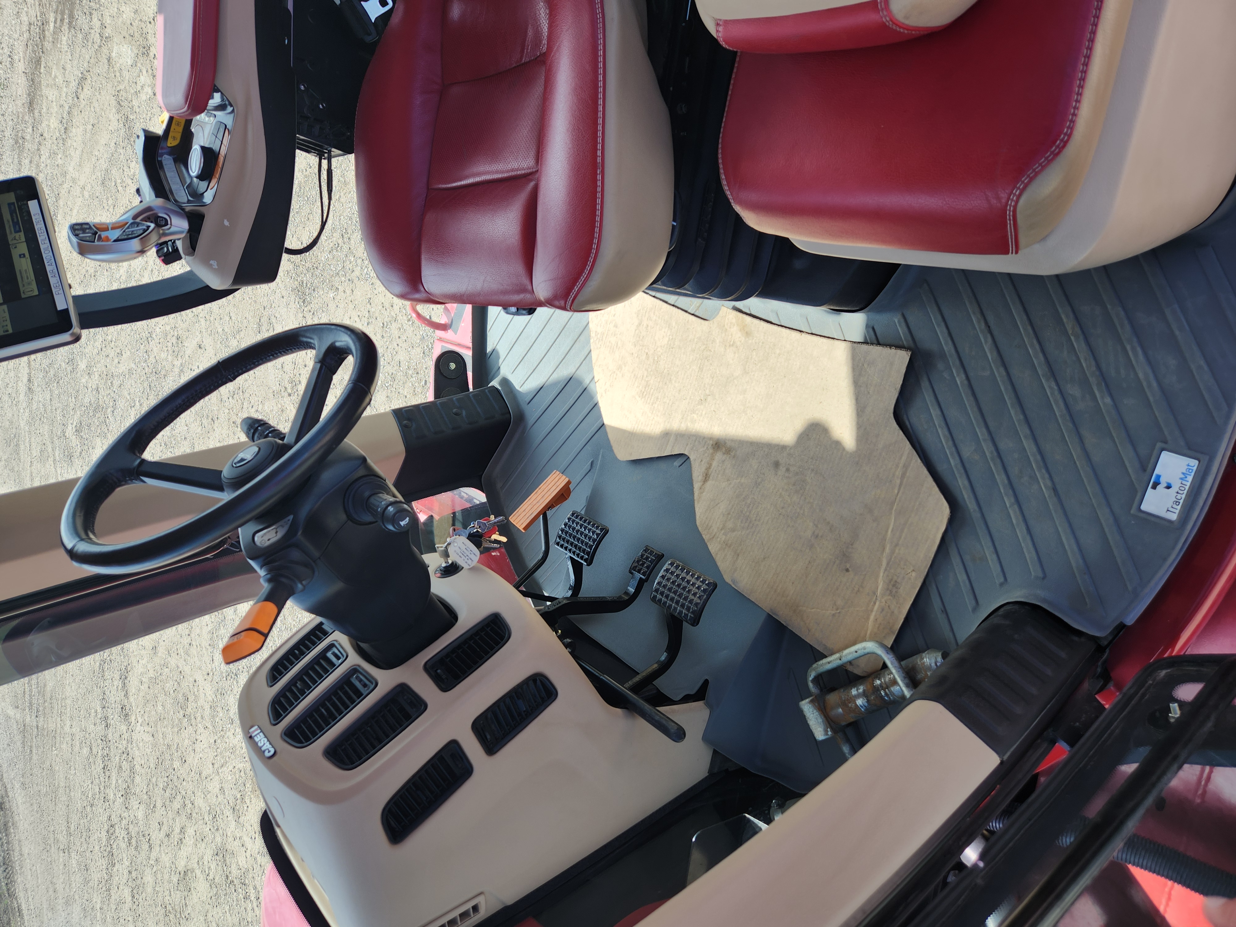 2022 Case IH STG620 Tractor