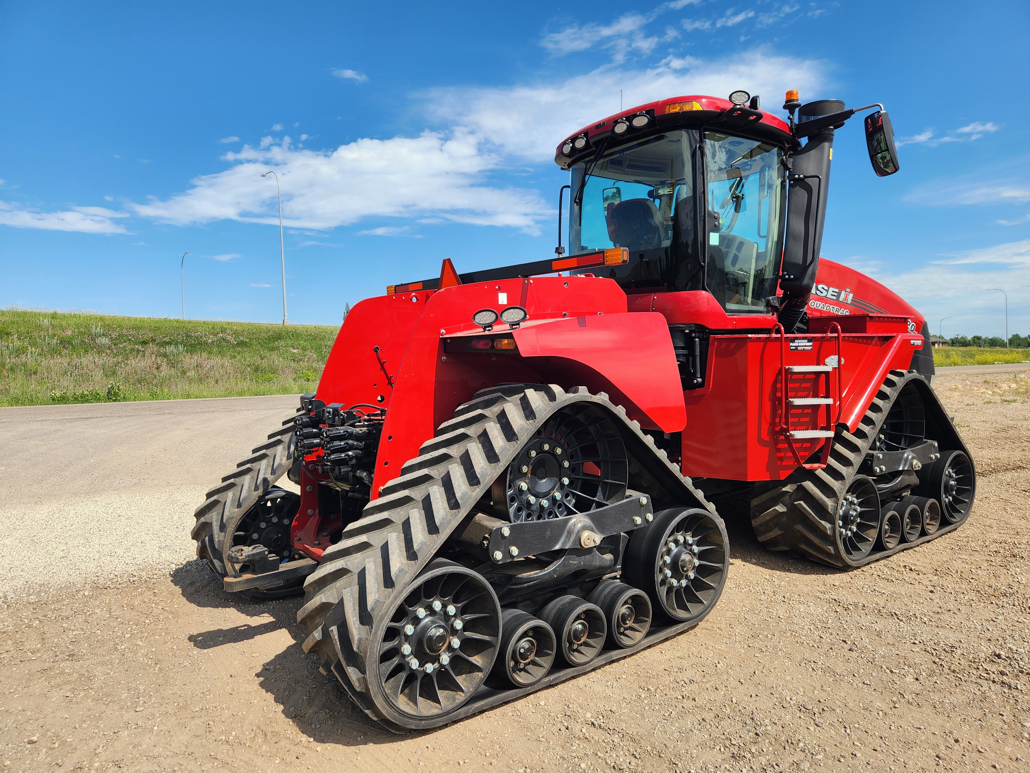 2022 Case IH STG620 Tractor