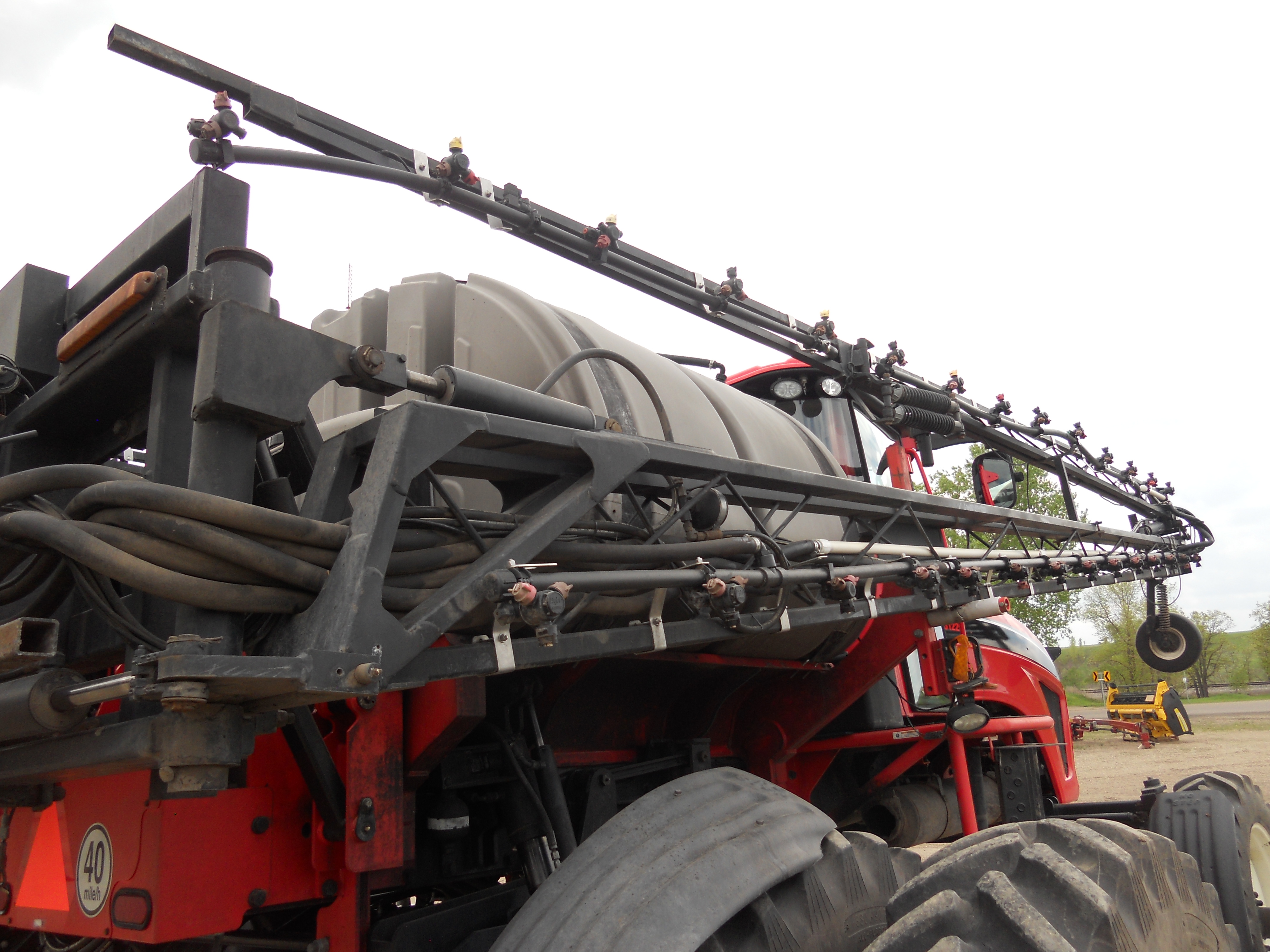 2011 Apache AS1220 Sprayer/High Clearance