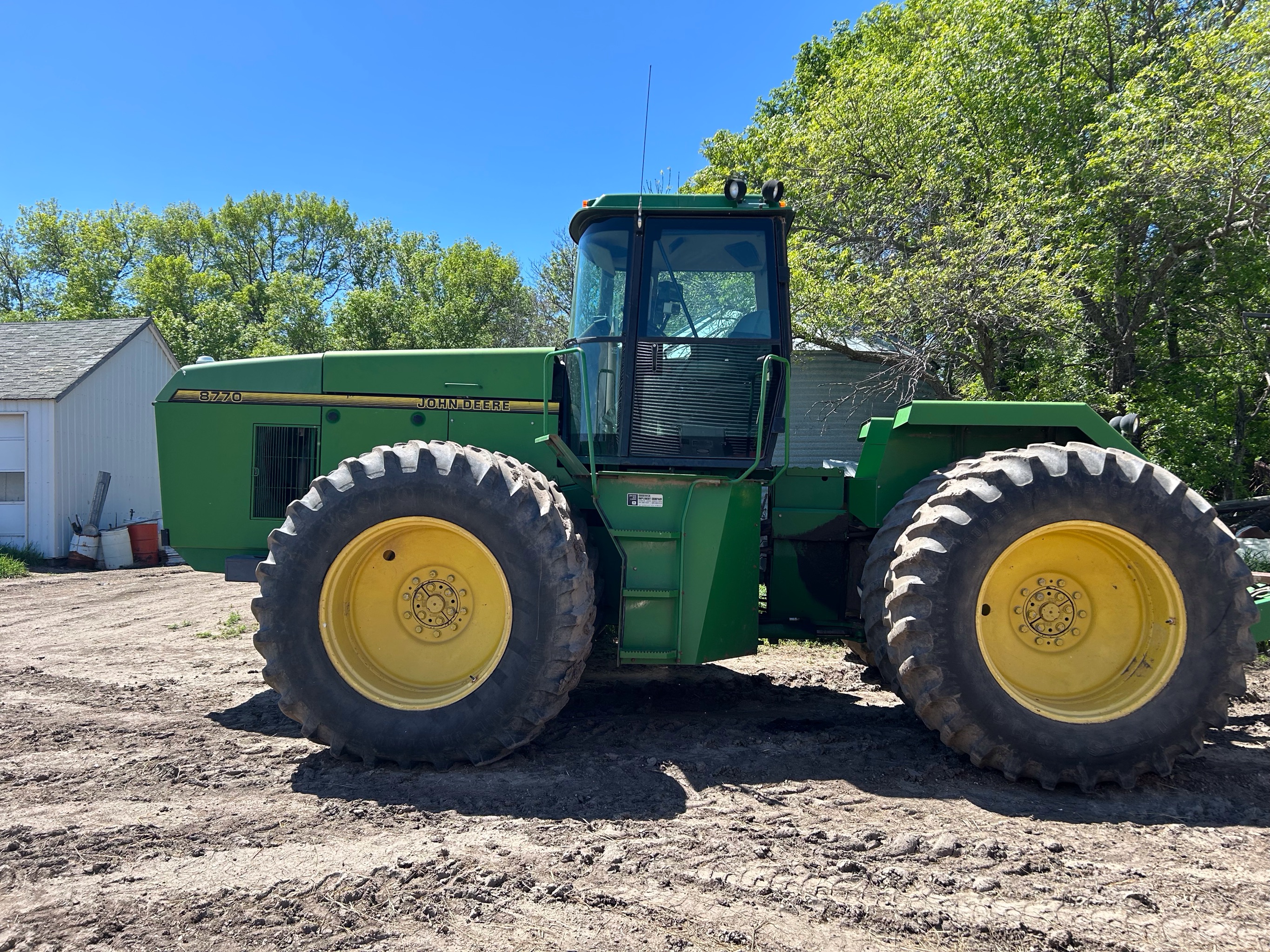 1994 John Deere 8770 Tractor