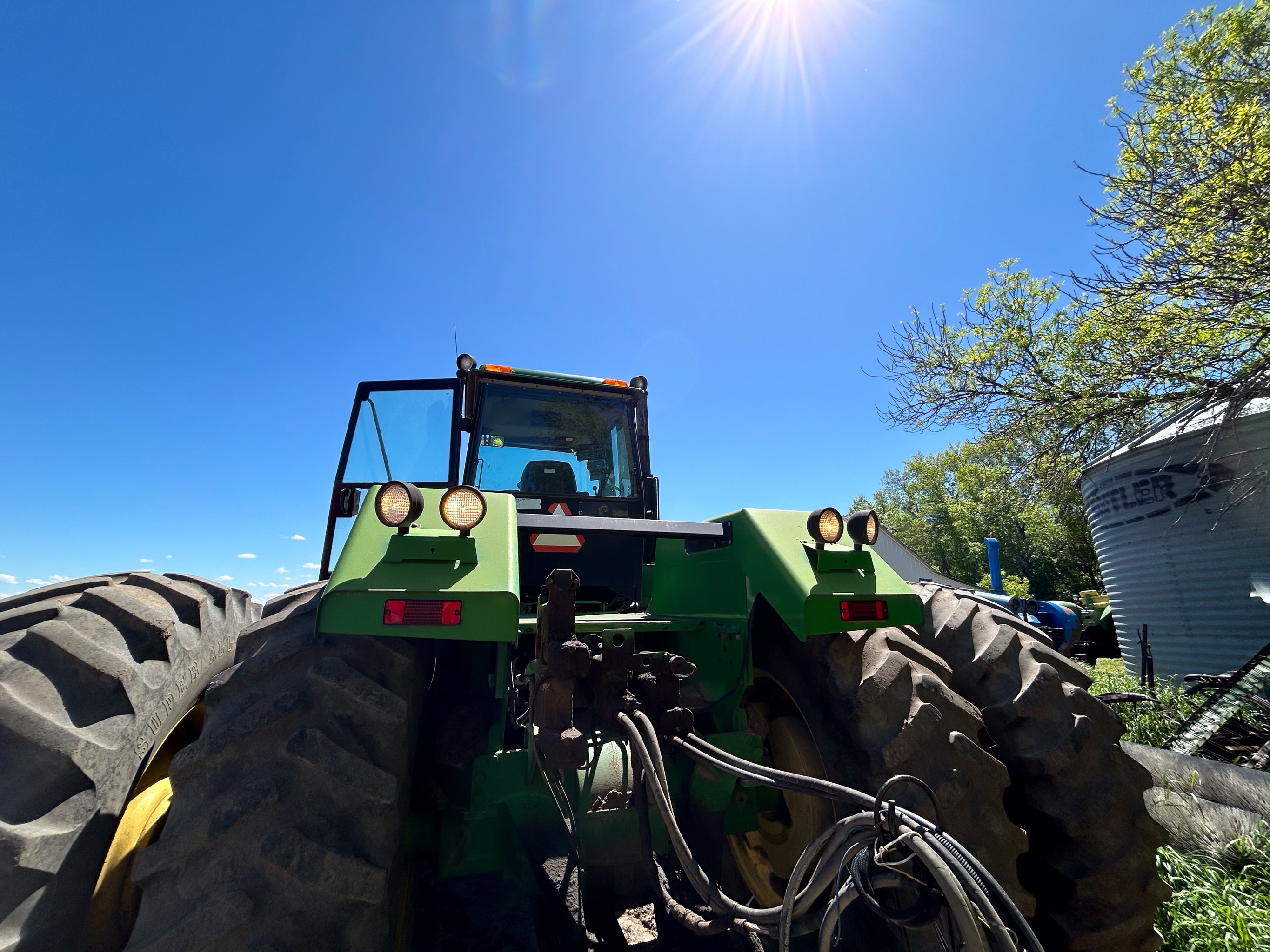 1994 John Deere 8770 Tractor