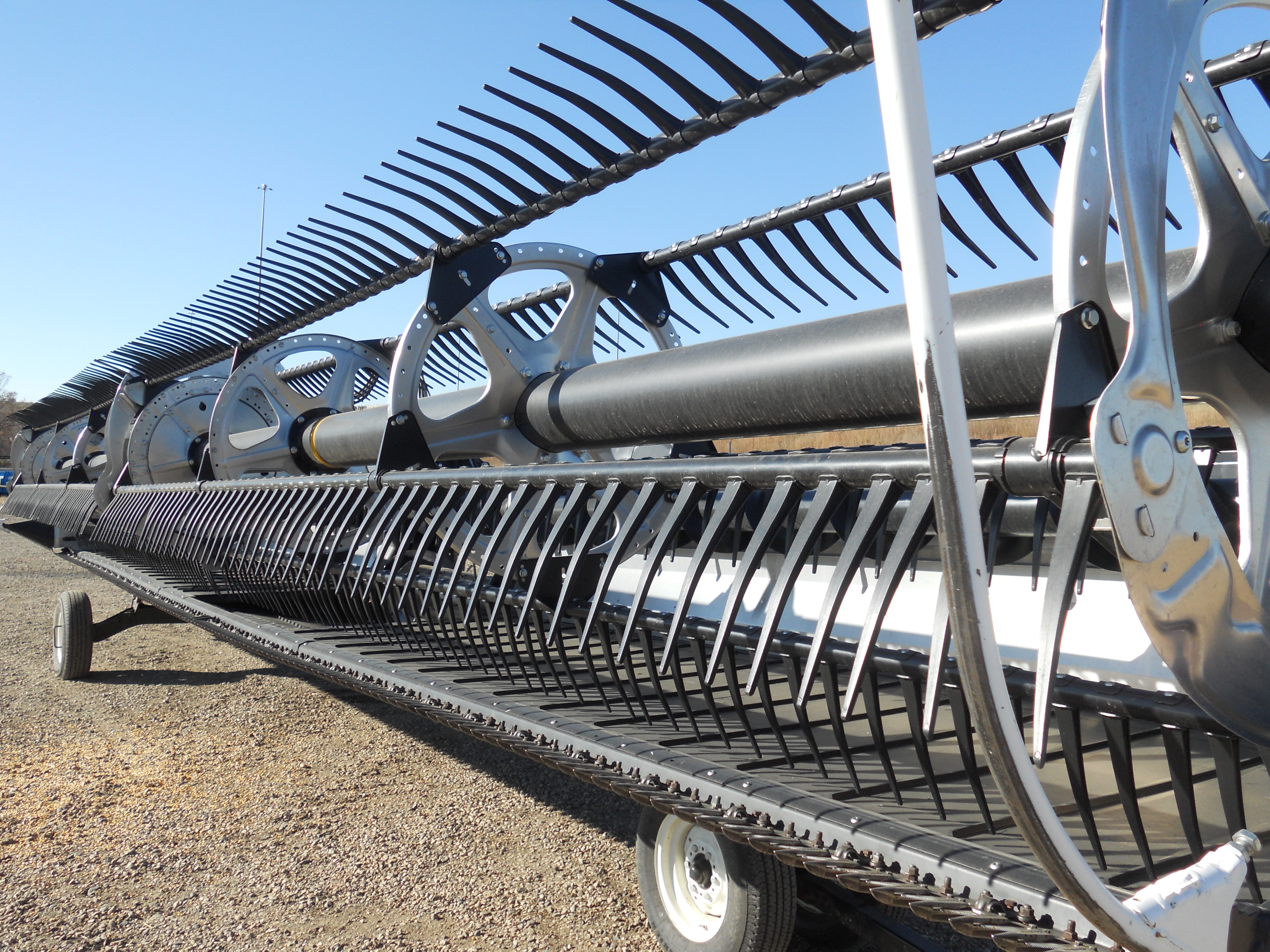 2021 MacDon FD240 Header Draper