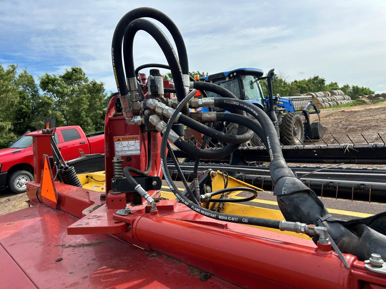 2011 New Holland H7150 Mower Conditioner