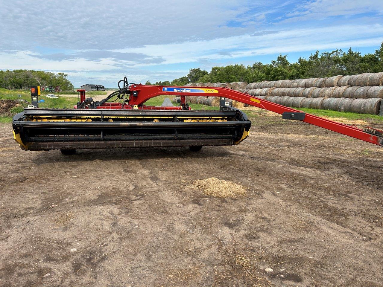 2011 New Holland H7150 Mower Conditioner