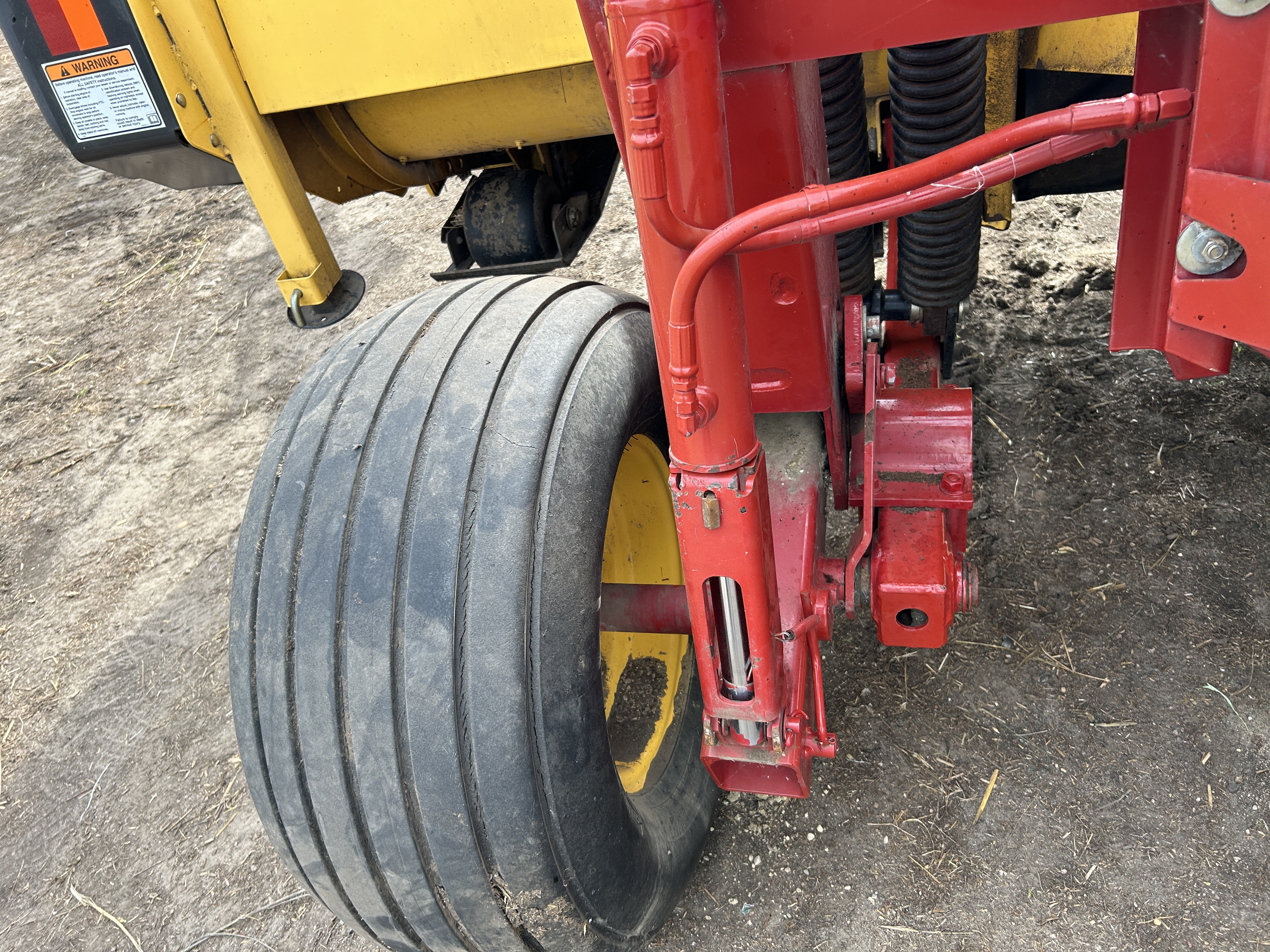 2011 New Holland H7150 Mower Conditioner