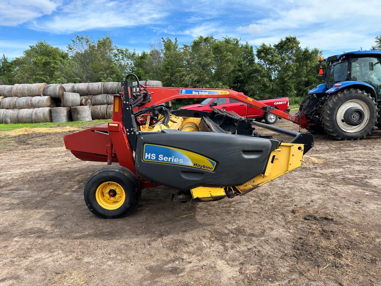 2011 New Holland H7150 Mower Conditioner