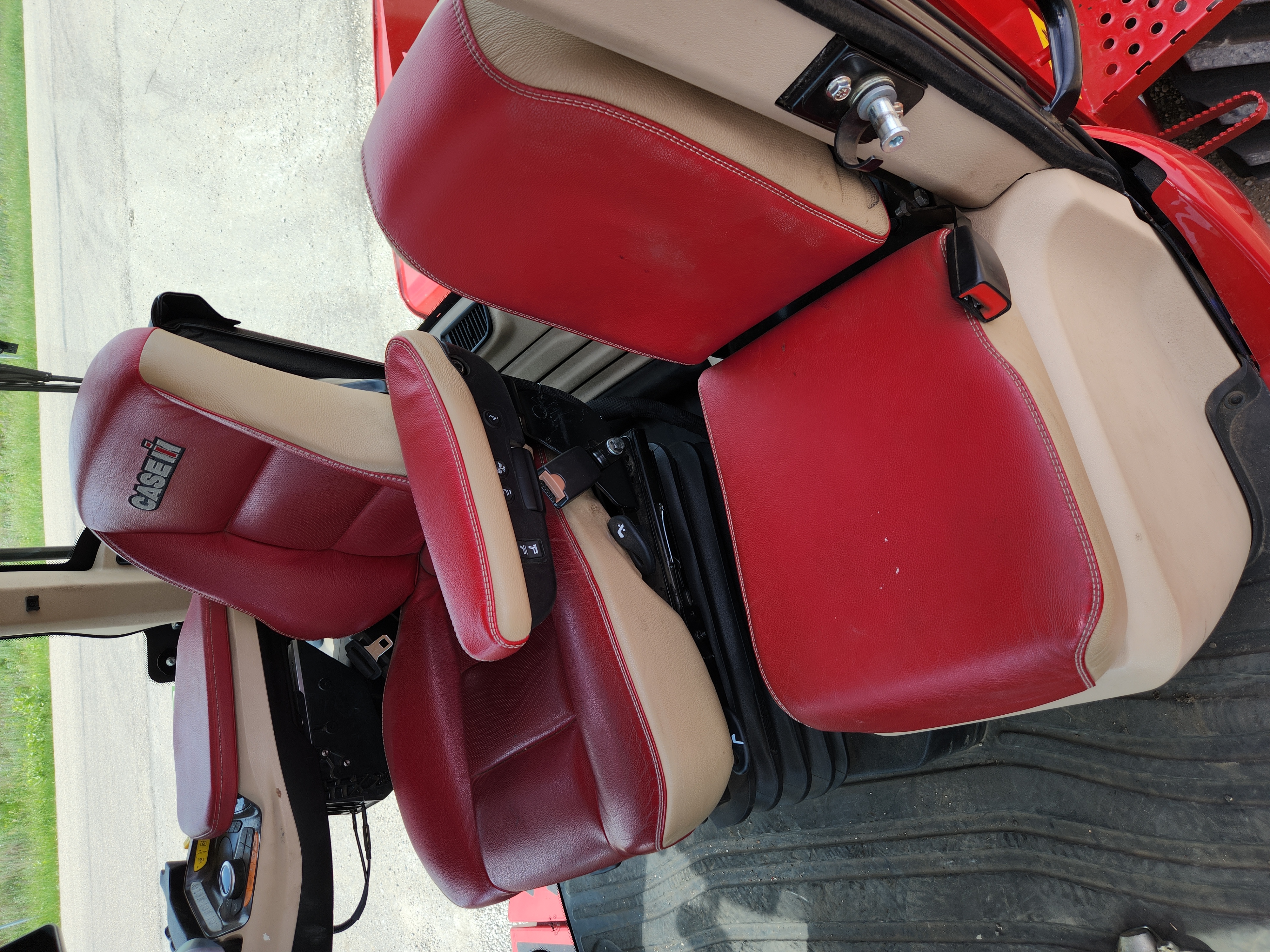 2024 Case IH STG595 Tractor