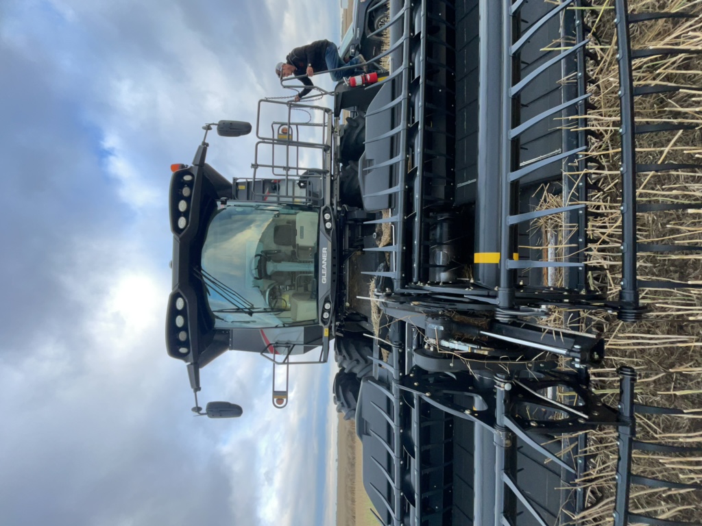 2022 AGCO Gleaner S98 Combine