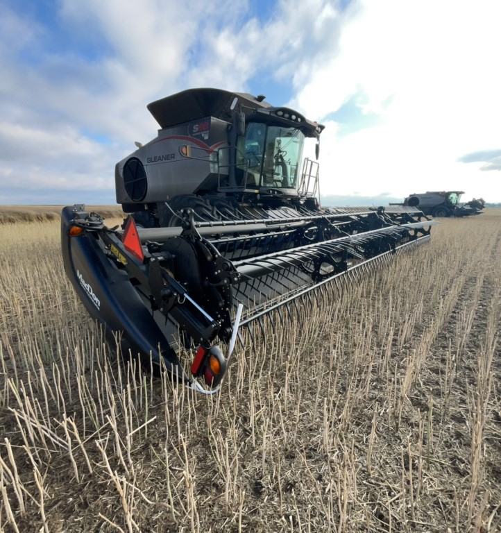 2017 MacDon FD75-40 Header Combine