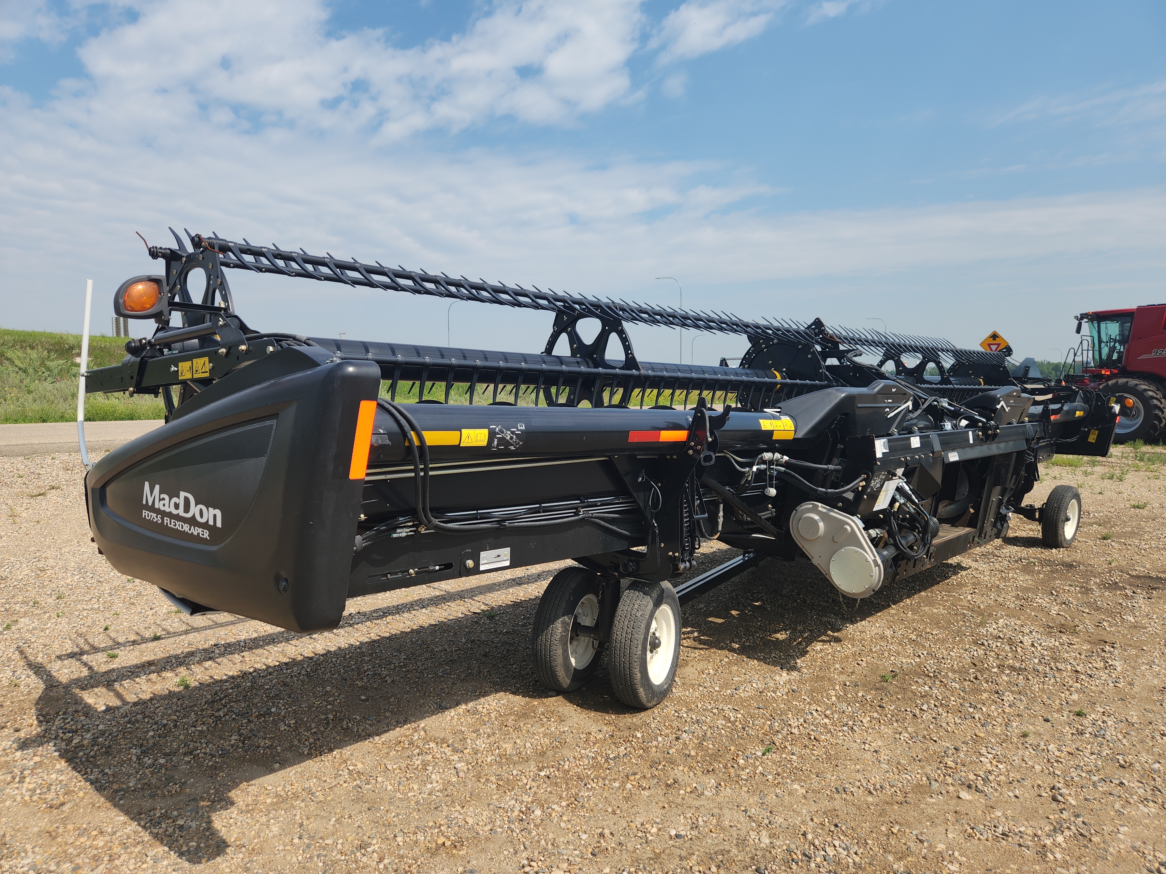 2017 MacDon FD75 Header Draper